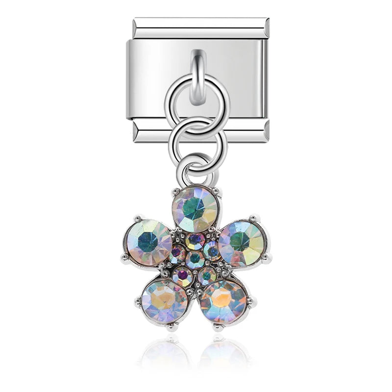 Shiny Things _ Hängande